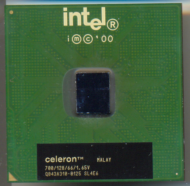 Intel Celeron 700/128/66/1.65V SL4E6
