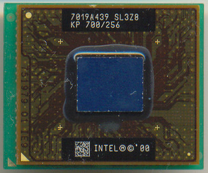 Intel Mobile PIII KP 700/256 SL3Z8